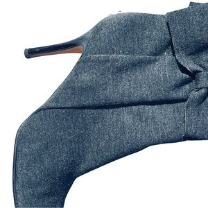 Kate Spade booties with bow  worn still good condition